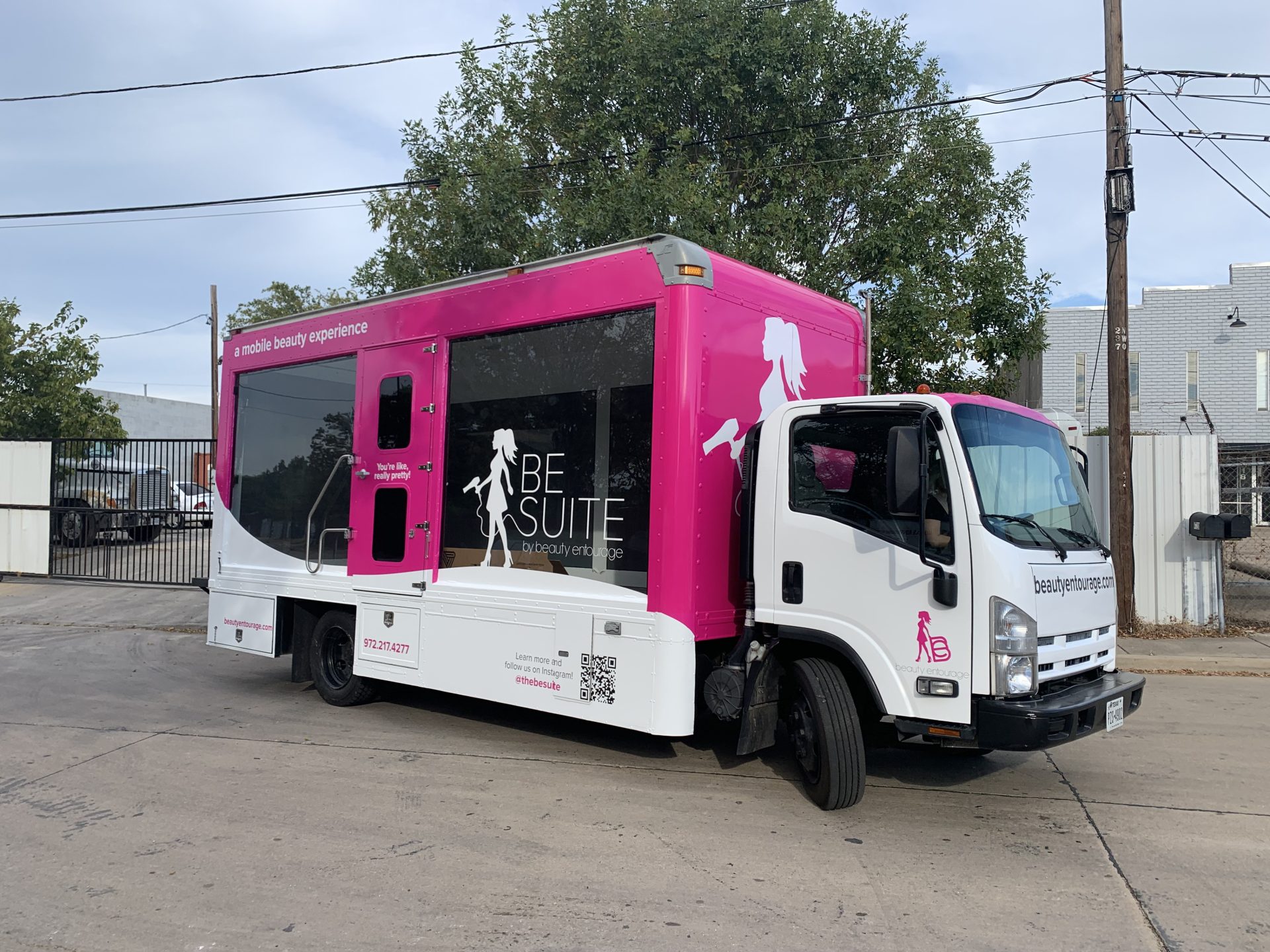 Experiential marketing glass wall display truck